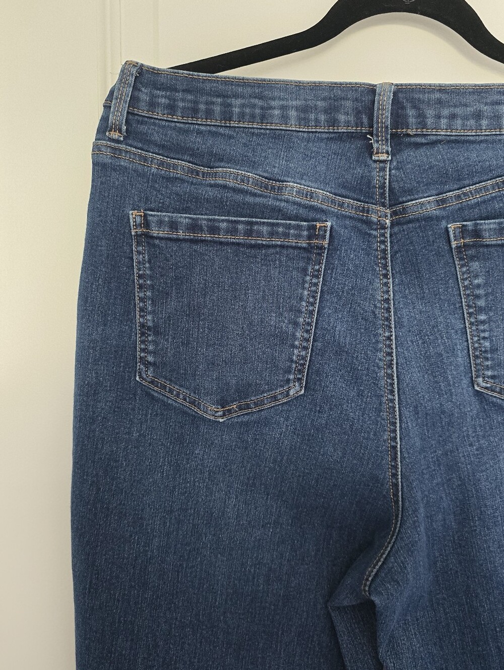 Straight Leg Dark Wash Jeans Gloria Vanderbilt Size 14 - Picture 6 of 14